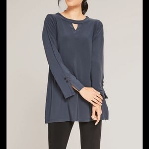 Sympli soft grey Keyhole Tunic